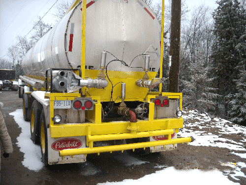 Water tank truck as rental